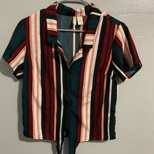 Nice (M) casual or dress up shirt